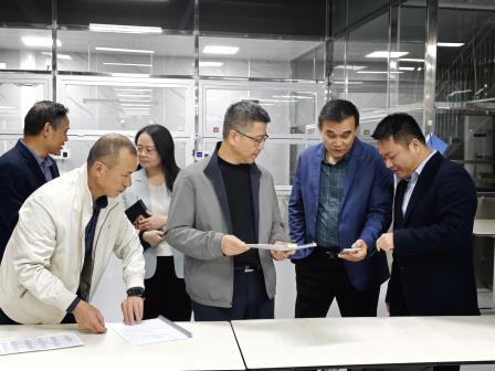 守正创新筑根基 赋能发展启新程——高延勇局长莅临仙湖实验学校检查2026年春季开学工作