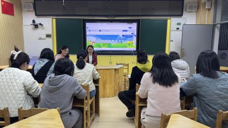 悦见同行 阅启新程——深圳市仙桐实验小学青年共同体读书分享会暨国家中小学智慧教育平台培训会议