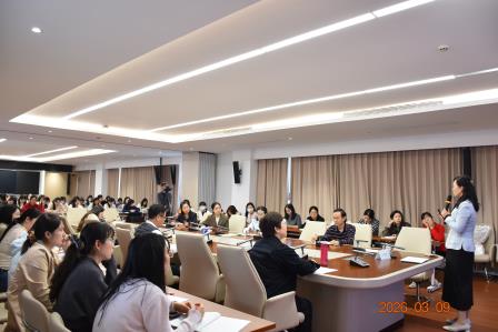 AI赋能跨学科实践   深耕课堂育人实效 ——东晓实验学校“东晓讲坛”第二讲顺利开讲