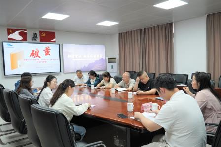 精准视导促提升 深耕课堂助成长——罗湖区教科院专家团队到凤光小学开展新教师基本功达标及教学视导