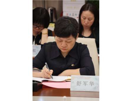 诗教示范蕴巧思  深耕课堂以致远 ——广东省专项课题研讨暨名师工作室联合研修活动在东晓实验学校成功举行