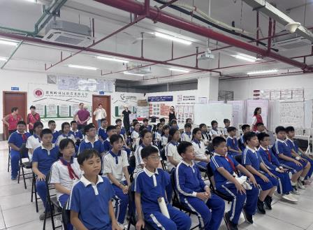 携手育新人・村史润童心 ——靖轩小学每周半天计划暨黄贝岭村在地化课程首场活动圆满举行