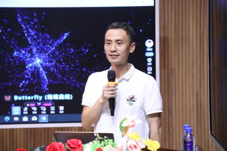 探秘AI魔法，播种科技梦想——李海萍深圳示范性劳模创新工作室开展“故事爸妈进课堂”AI科普活动