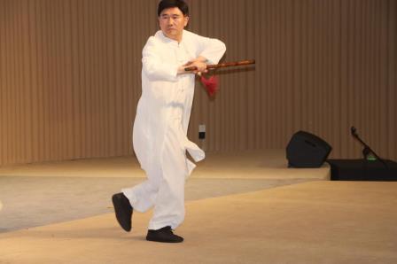 作家王健走进罗湖外语小学 开启“在天地间奔跑”乡村阅读之旅