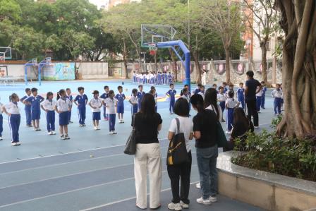 “成全每一份成长，共赴成长之约”——新秀小学举办2026年春季学期低年段家长开放日活动