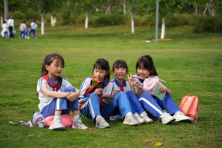 探寻森林奥秘，播种绿色未来——翠竹外国语实验学校“每周半天计划”走进恩上水库湿地公园