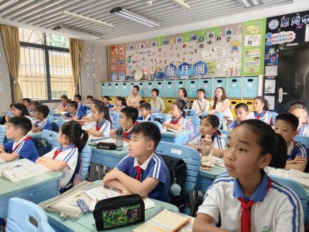 双向奔赴，共育花开——莲塘小学开展2025-2026学年第二学期教学开放日活动