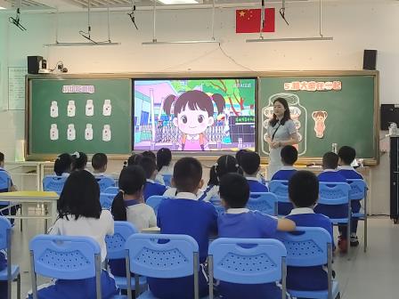 聚焦新质课堂 深耕项目学习 ——翠竹教育集团道德与法治学科教学研讨活动圆满举行