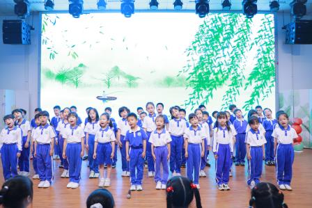 知谷雨 识习俗——深圳市仙桐实验小学举行二十四节气主题升旗仪式及中队课