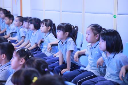 探秘小学，筑梦成长——东方尊峪幼儿园大班幼儿探访深圳市仙桐实验小学
