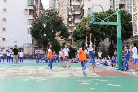 “篮”不住的热情   挡不住的精彩 ——向西小学第四届“校长杯”春季班级篮球赛燃情启幕