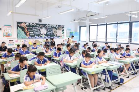 专家视导明方向 数智赋能育新质 ——罗湖区教科院莅临红桂小学开展教学视导活动