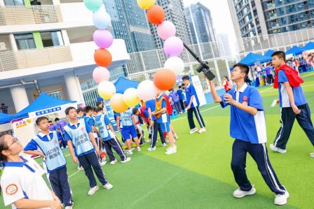 五育融辉绽异彩智趣拓维促成长——红桂中学首届“学科嘉年华·智慧大闯关”活动以全学科拓维课程联展赋能新质教育生态