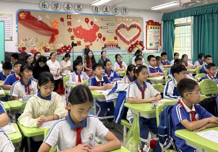 视导赋能助新秀成长，基本功锤炼促质量提升 ——罗湖区教科院深入东昌小学开展新教师考核与教学常规指导