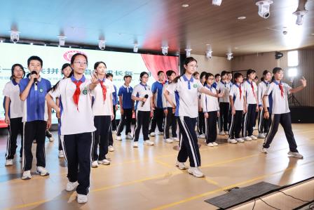 一班一心共拼搏，唱响成长每一刻——翠园文锦中学第35届校园文化艺术节系列活动之第二届“班班有歌声”合唱比赛圆满落幕