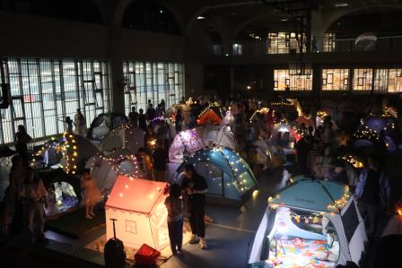 罗湖外语小学开展第七届中英文阅读文化节“星光阅读夜”活动