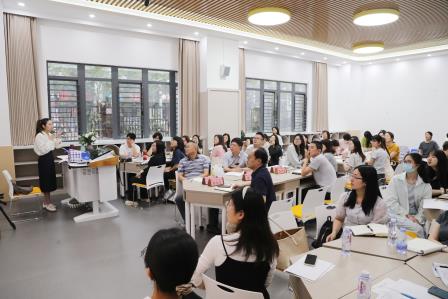 校际教研促交流，携手共进谋发展 —— 惠州教师团赴深北莫附属布心中学开展教研交流活动