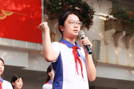 向阳生长，蓄力冲刺——翠园文锦中学举行青春励志主题活动暨期中考试动员大会