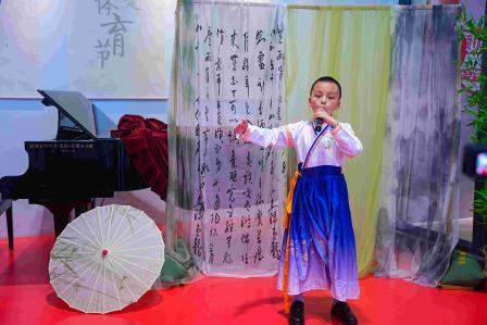 诗润晨光，童声致暖 ——深圳市翠北实验小学三年级“诗歌问早安”班级晨读展示活动圆满落幕