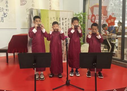 诗润晨光，童声致暖 ——深圳市翠北实验小学三年级“诗歌问早安”班级晨读展示活动圆满落幕