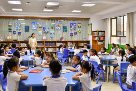 书香润童心 协同育新苗——深圳市景贝小学开展世界读书日阅读周系列活动