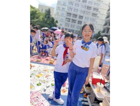 “旧物新生   文德‘圳’能量”——暨文德学校第三届跳蚤市场活动