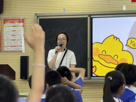 阅读浸润童年，书香飘满校园——北斗小学开展全民阅读周活动
