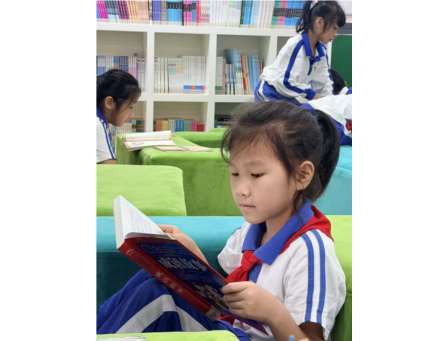 书香盈满仙桐 阅读浸润童心——深圳市仙桐实验小学全民读书活动周暨世界读书日主题系列活动
