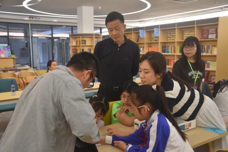 松风鹏城春深姊妹情长 泉韵科创同心共育未来--曾挺宇名书记工作室系列活动之深港姊妹学校联谊活动圆满举行