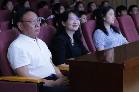 载知而行，越辩越明 ——深圳市翠北实验小学第八届校园辩论赛
