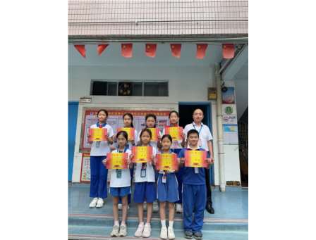 书香润童心，好书伴成长——清秀小学举行读书卡制作活动