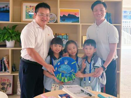 罗湖外语小学迎来梧桐新居幼儿园萌娃探校