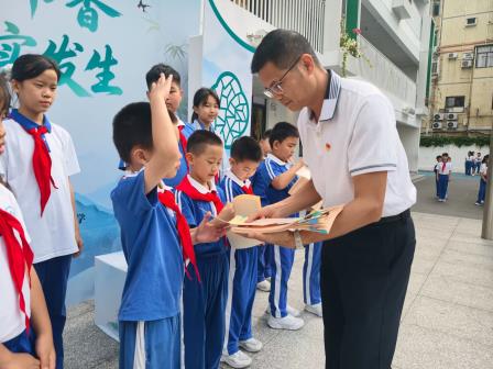 让阅读真实发生——莲塘小学2026年“全民阅读活动周”圆满举行
