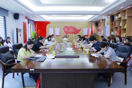 抓常规、强应急、寻最美—— 深圳市仙桐实验小学顺利开展四月份班主任工作专题会议
