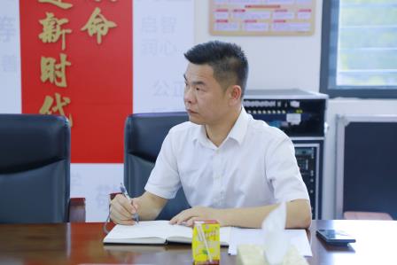 抓常规、强应急、寻最美—— 深圳市仙桐实验小学顺利开展四月份班主任工作专题会议