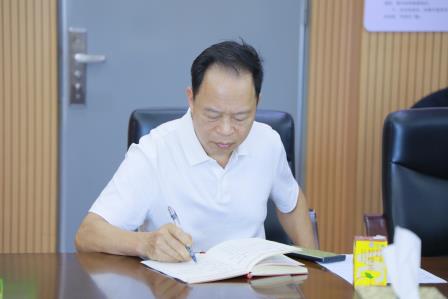抓常规、强应急、寻最美—— 深圳市仙桐实验小学顺利开展四月份班主任工作专题会议