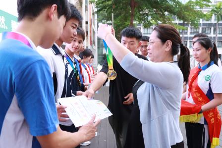 清明追思，赓续荣光——翠园文锦中学举行2026年清明节主题教育