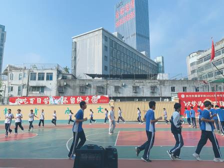 深耕课堂提质效 优课示范促成长 ——新华外国语学校第十四届“新华杯”“一师一优课”公开课活动圆满结束
