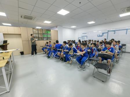 童心探航空，筑梦向苍穹——深圳市水库小学五年级开展“每周半天计划”航空研学活动