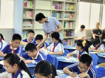 研思共进，聚力成长 ——林伟育名师工作室开展教研活动