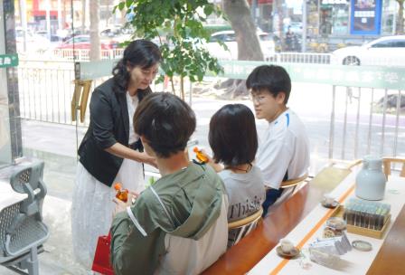 以茶为礼，致敬校园最美劳动者