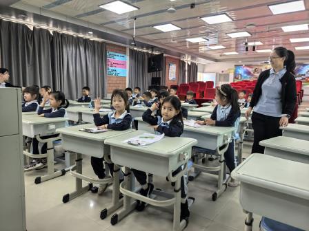幼小衔接零距离 沉浸式体验助成长——碧波小学开展幼小衔接参观体验活动