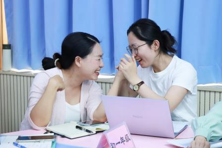 知心领航赋能成长，正面教育启智润心——翠园文锦中学新锐班主任正面教育专项培训正式开班