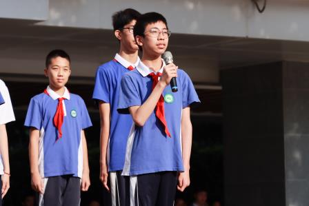 以诗致青春，以光敬时代——翠园文锦中学举行五一劳动、五四青年“双节”主题活动暨“全民阅读活动周”展示活动