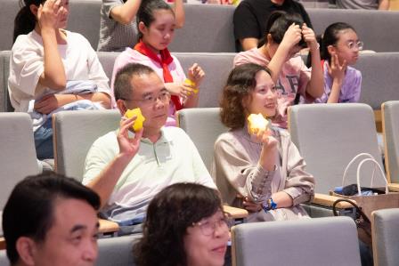 翠竹外国语实验学校融合教育展演温情闭幕 ，全员参与绘就特普共融美好图景