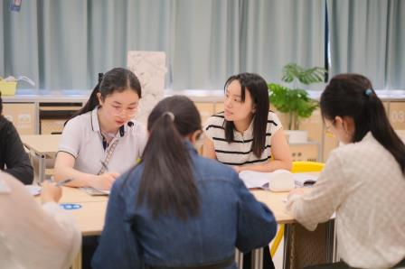 破茧成蝶，向新而行——视导赋能，拔节生长 梅园实验学校新教师“十项基本功”教学视导活动纪实