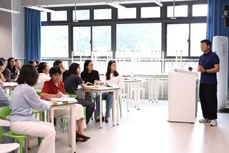 智汇安芳，强基赋能——深圳市莲南教育集团安芳小学成功举办智能体制作培训暨第五届“安芳杯”青年教师基本功大赛启动仪式