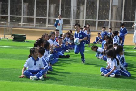 罗湖外语小学第五届体育节暨首届“纯真杯”篮球赛火热进行