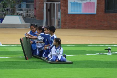 罗湖外语小学第五届体育节暨首届“纯真杯”篮球赛火热进行