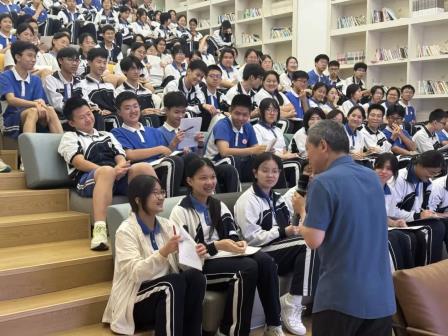 名师领航备中考 妙笔生花向未来—深圳北理莫斯科大学附属布心中学开展中考作文专题讲座